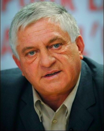 Gérard Schivardi, candidat sans parti propre.